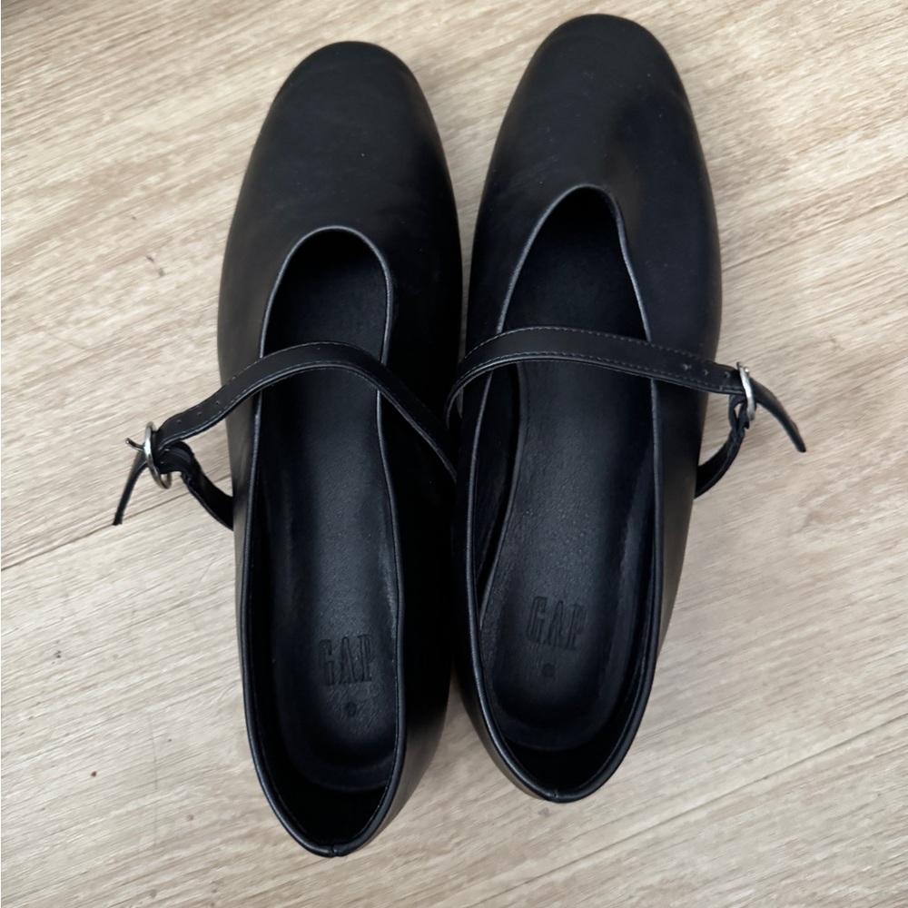 GAP Women's Black Mary Jane Shoes